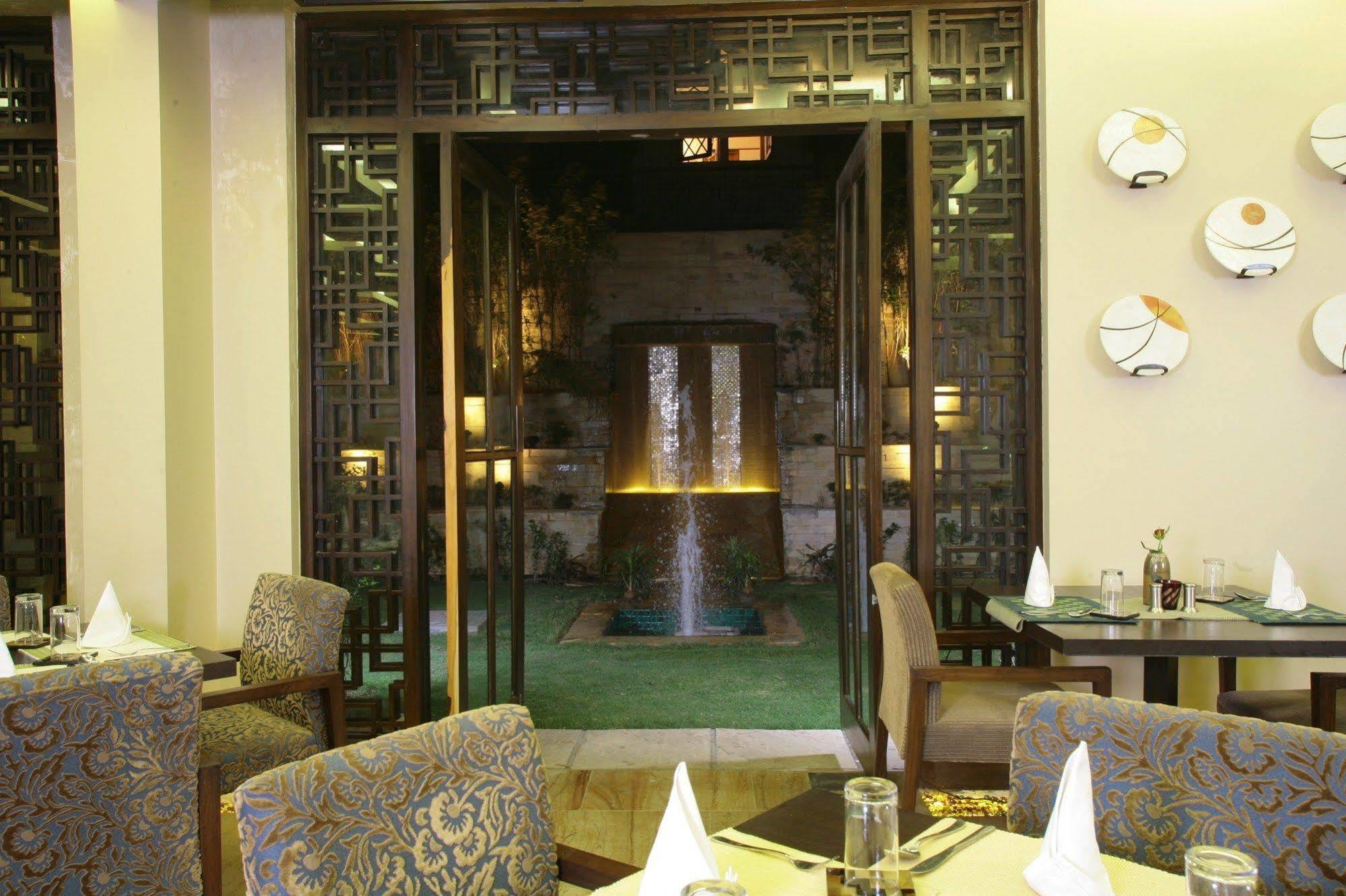 ​Justa Gurgaon Hotel Restaurant billede